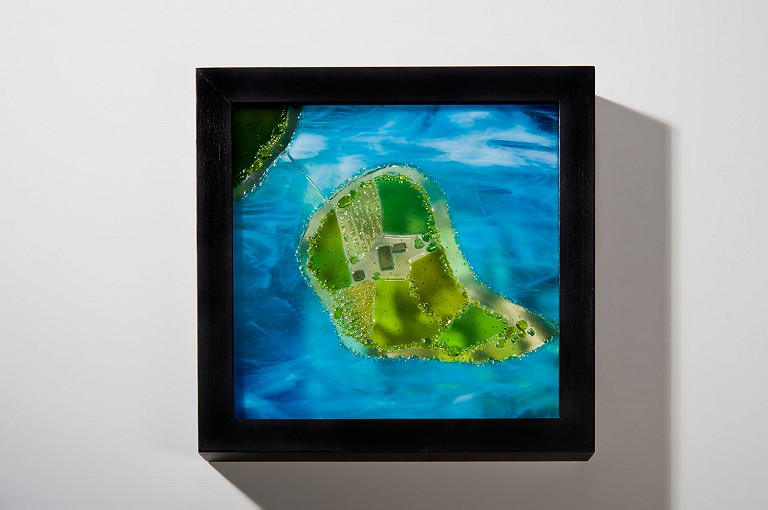 Panel in kiln formed glass. 