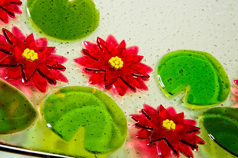 Platter in kiln formed glass
